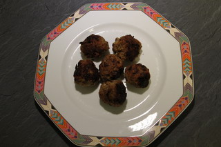 hackbaellchen_mit_mandeln